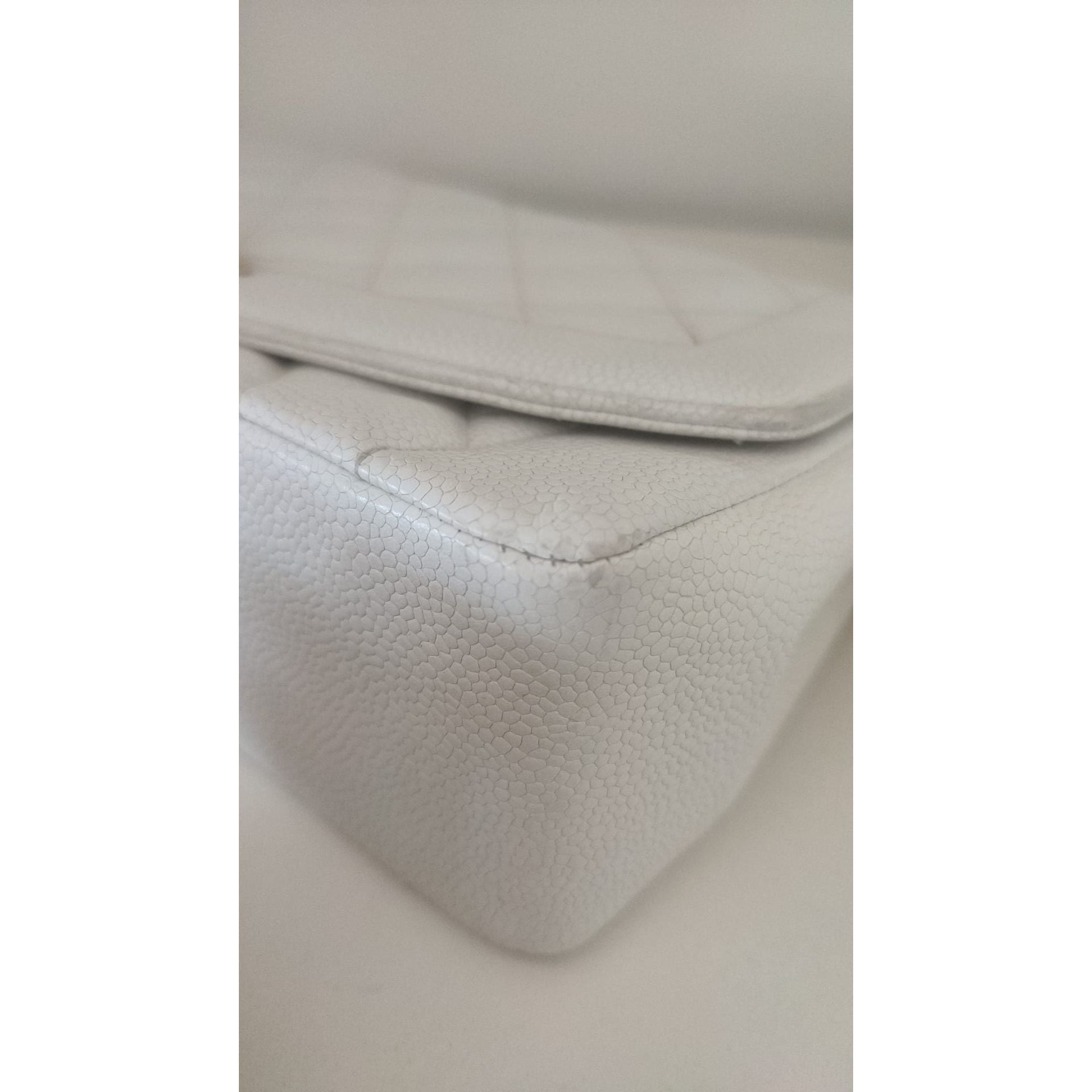 Luxour, Chanel White Medium Classic DIANA Shoulder Bag Gold Plated Purse, 