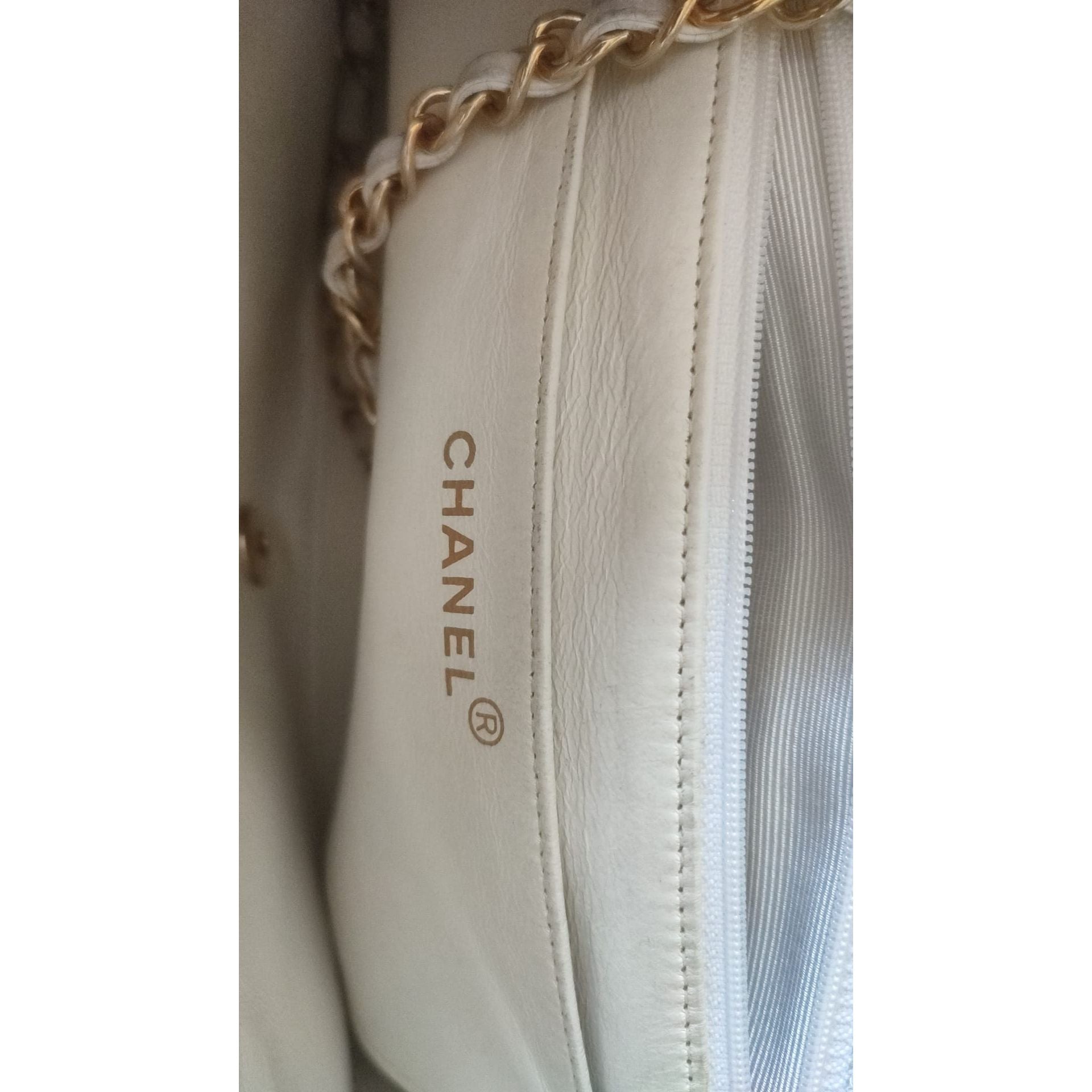Luxour, Chanel White Medium Classic DIANA Shoulder Bag Gold Plated Purse, 