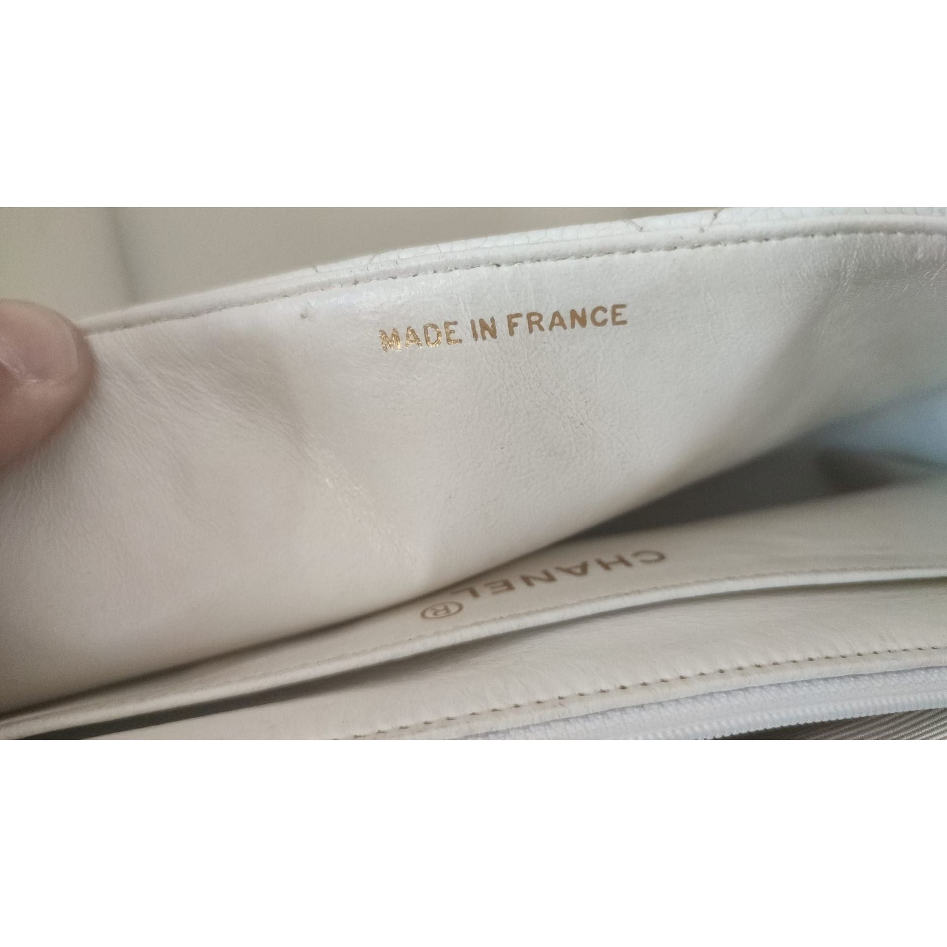 Luxour, Chanel White Medium Classic DIANA Shoulder Bag Gold Plated Purse, 
